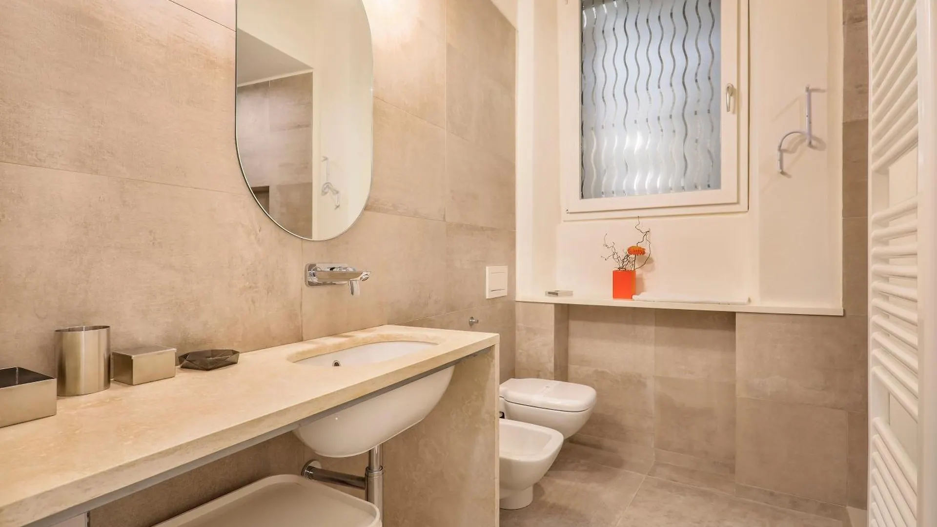 La Piccola Corte - Sweet Dreams In Florence 0*,